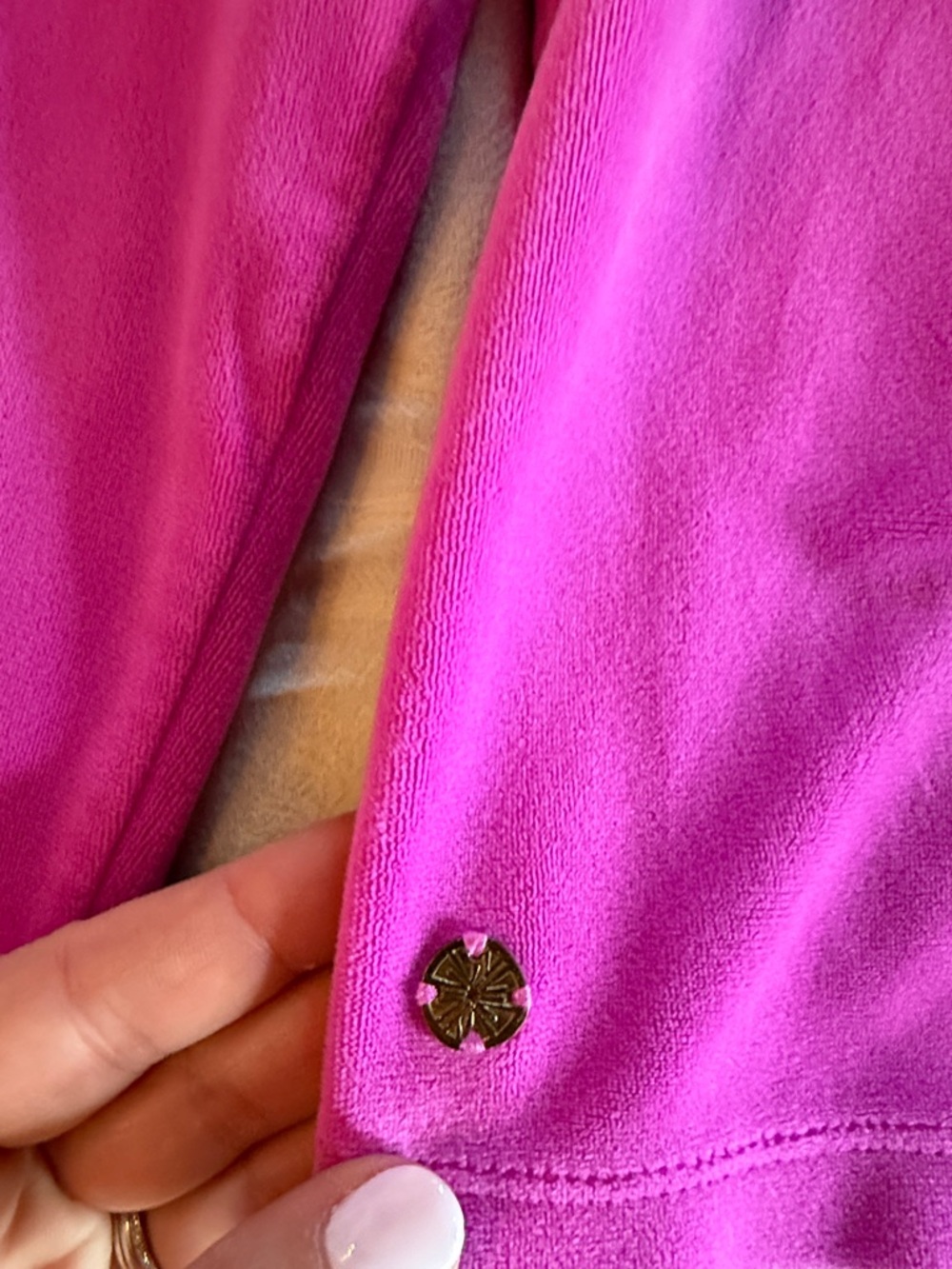 Lilly Pulitzer Girls Hot Pink Long-Sleeve Puff velour sweatshirt size M (6/7) - Picture 3 of 5